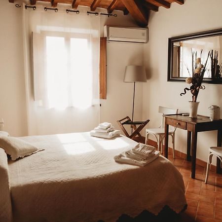 Borgo Terrosi Bed & Breakfast Sinalunga Luaran gambar