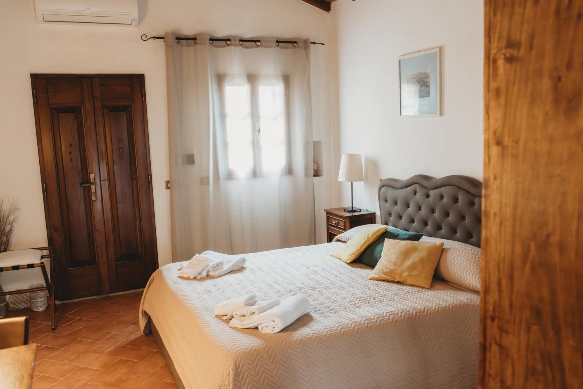 Borgo Terrosi Bed & Breakfast Sinalunga Luaran gambar