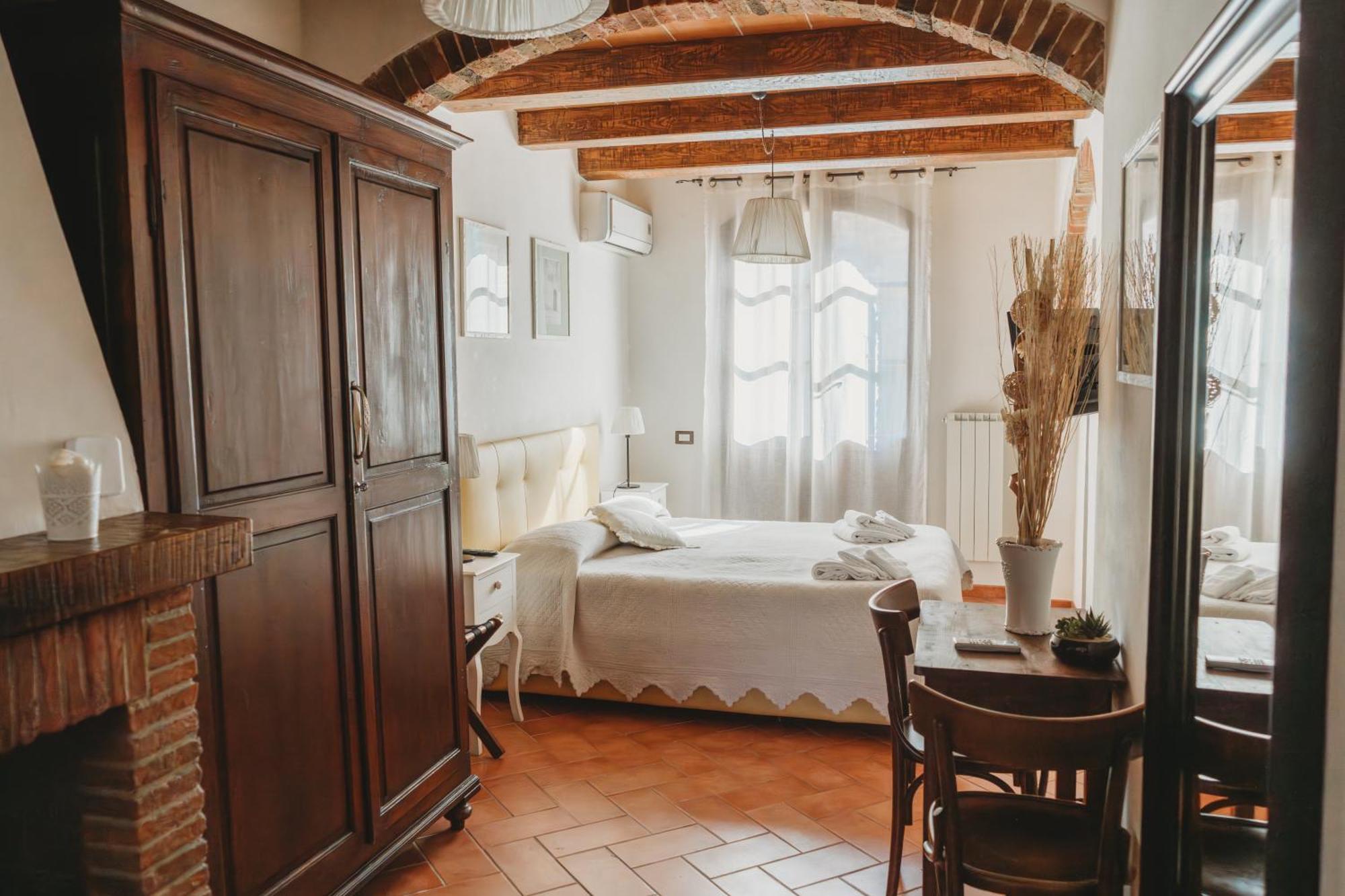 Borgo Terrosi Bed & Breakfast Sinalunga Luaran gambar
